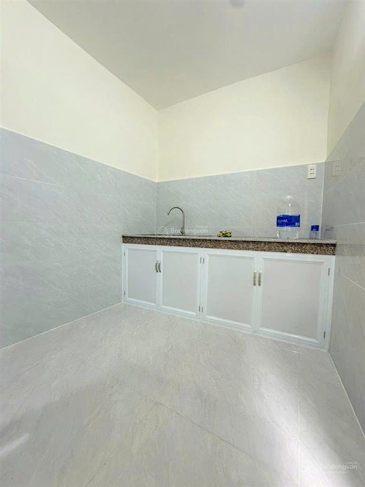 Nhà q1  cống quỳnh số 282/5a, dtsd 32m2, 2 tỷ lẻ 50 triệu tl khách thiện chí