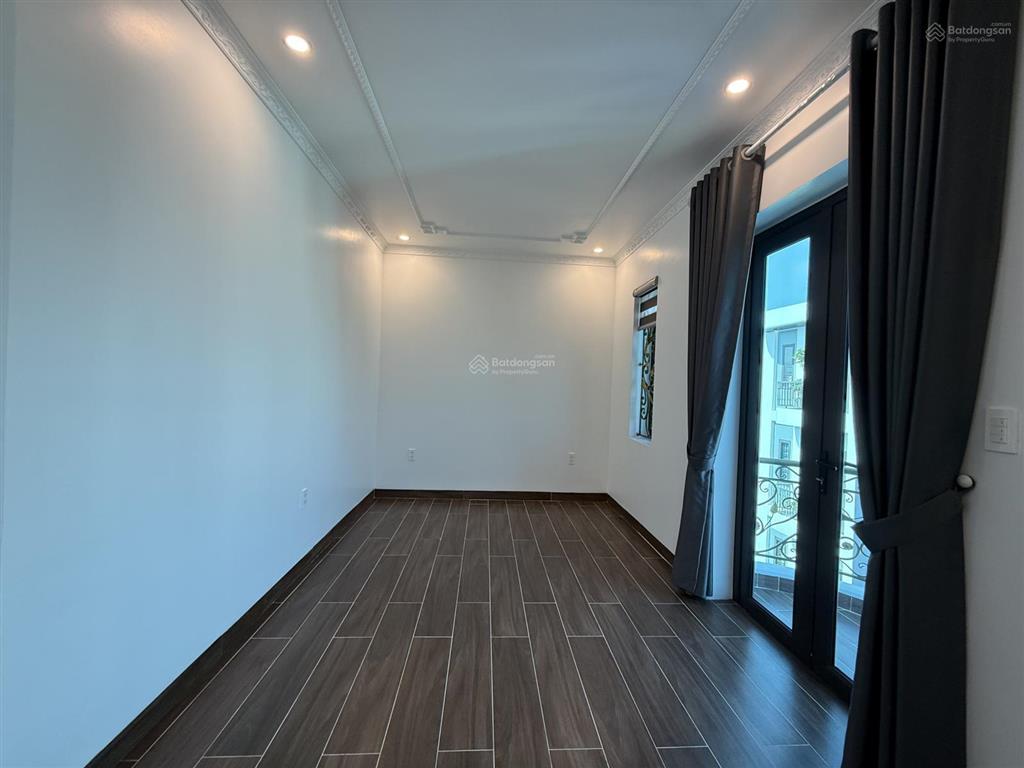 Căn góc mặt đường trung tâm quận an dương