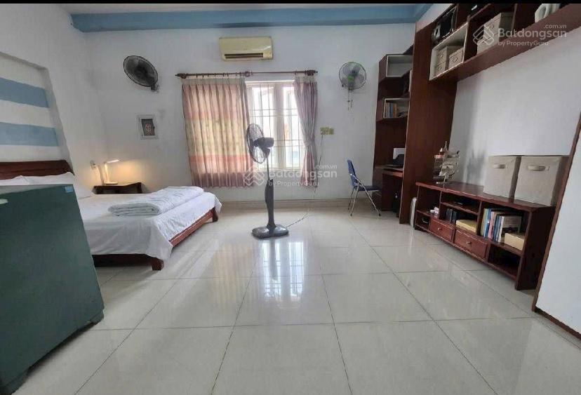 Kdc phú nhuận q12  114m² ngang 5.7m  gara ô tô  3 tầng lệch  nhỉnh 9 tỷ