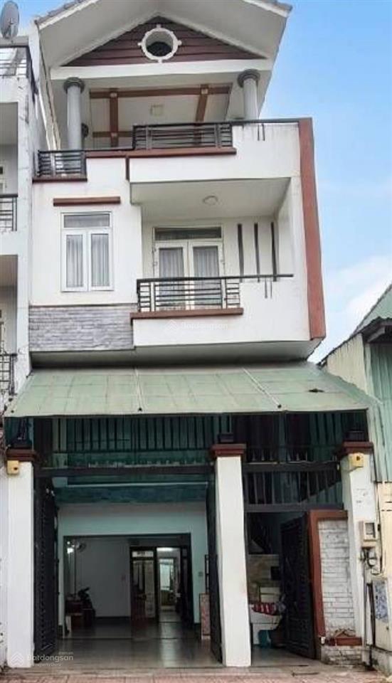 Kdc phú nhuận q12  114m² ngang 5.7m  gara ô tô  3 tầng lệch  nhỉnh 9 tỷ