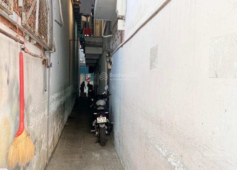 Dãy trọ 2 khu dòng tiền 25tr/tháng q12 giá 9.5 tỷ 229m ngang 5.2m, nở hậu 1 kio
