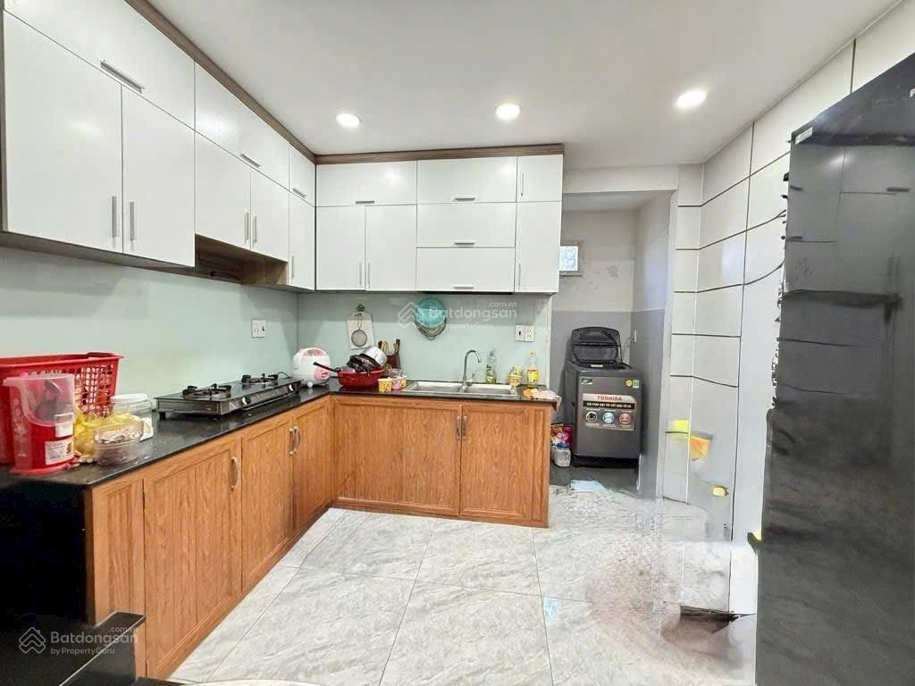 Bán nhanh giảm còn có 3.6tỷ tiền ít nhà ngon ở ngay q12 hẻm cách 30m đường lê thị riêng