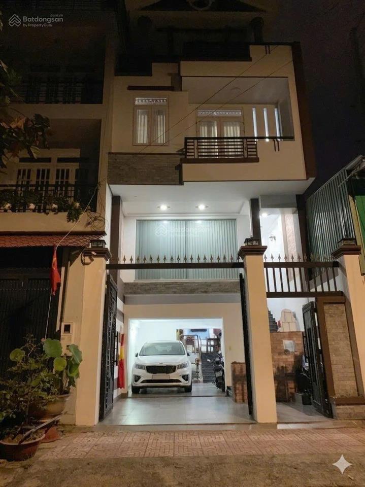 9.9ty nhà đẹp kdc phú nhuận lê thị riêng, quận 12 dt 114 m dt sàn 357m
diện tích 5.7 x 20m