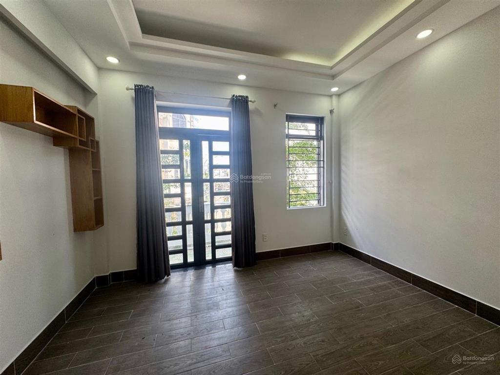 5.8 tỷ nhà đẹp lê văn khương thới an q12 4.1x16 4 tầng 4pn 4wc đường 12m có vỉa hè khu nhà đẹp