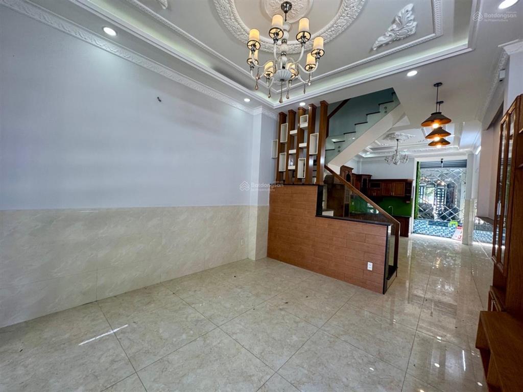 5.8 tỷ nhà đẹp lê văn khương thới an q12 4.1x16 4 tầng 4pn 4wc đường 12m có vỉa hè khu nhà đẹp