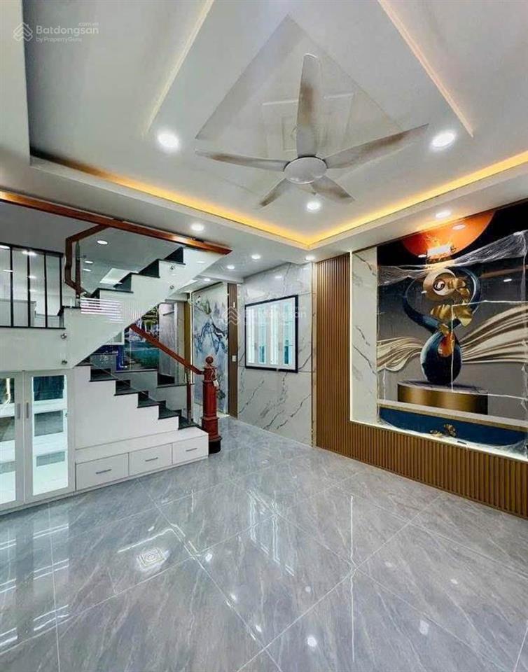 Giảm ngay 300 triệu chỉ còn 4.7 tỷ. căn góc hẻm xe hơi tận nhà hiệp thành 35 dt 4x13m