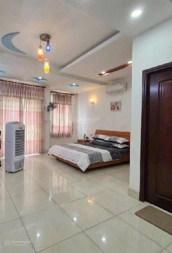 Nhà 9.8 tỷ dt 5.7x20 tổng 114m 2 lửng + 3 lầu + sân thượng khu phú nhuận lê thị riêng q12 vip