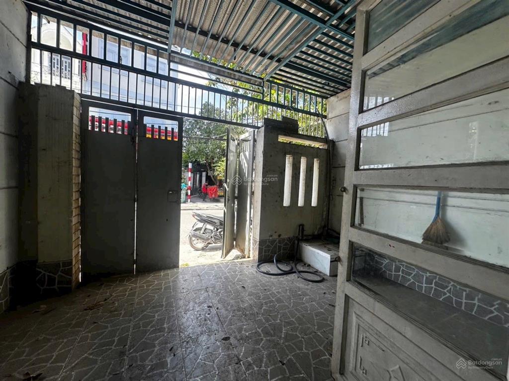 Căn góc 2 mặt tiền nhánh lê văn khương 5x20m nhà 2 tầng giá 5.2 tỷ đường 12m có vỉa hè