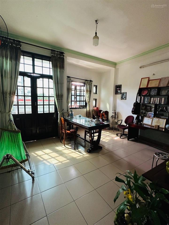 10 tỷ nhỉnh mặt tiền nguyễn thị đặng 4 tầng kd buôn bán tấp nập dòng tiền ổn định đang c