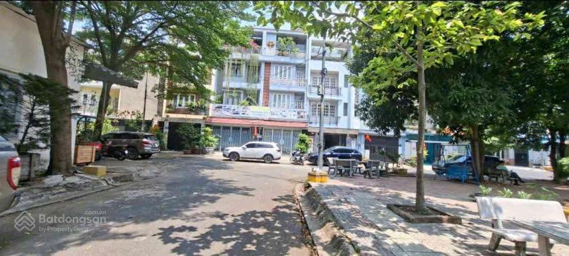 Chỉ còn 8 tỷ nhà 5x20 công viên tdtt nhà 4 tầng khu dân cư phú nhuận, lê thị riêng thới an,