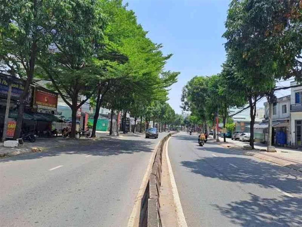 Xe hơi ngủ trong nhà  thông 6tỷ nhỉnh thới an lê thị riêng. nhà đẹp 3 tầng full nội thất