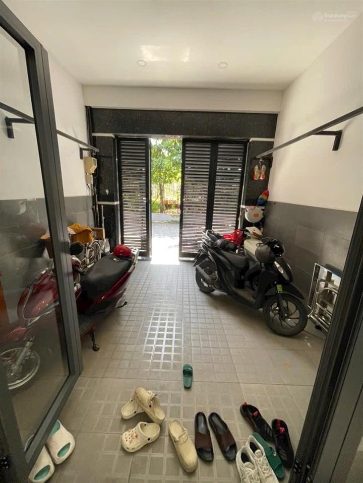 Nhà đúc thật kiên cố mt thạnh xuân 24, q12 đường thông 9m thuận tiện ở kết hợp buôn bán n