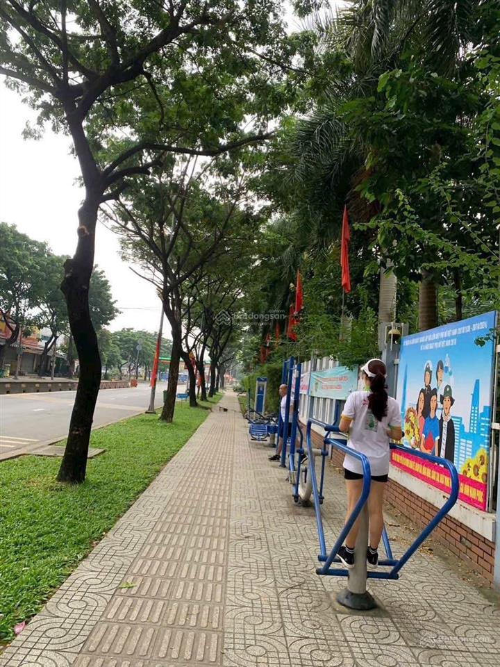 80tr/1m biệt thự 5 tầng kdc phú nhuận quận 12 dt 12x20m 240m kết cấu 1 trệt 4 lầu