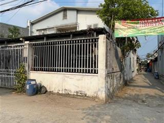 Chỉ có 4tỷ giảm mạnh bán nhanh! xưởng may 10x20m đất thổ cư pháp lý chuẩn quá rẻ giá cũ 4,