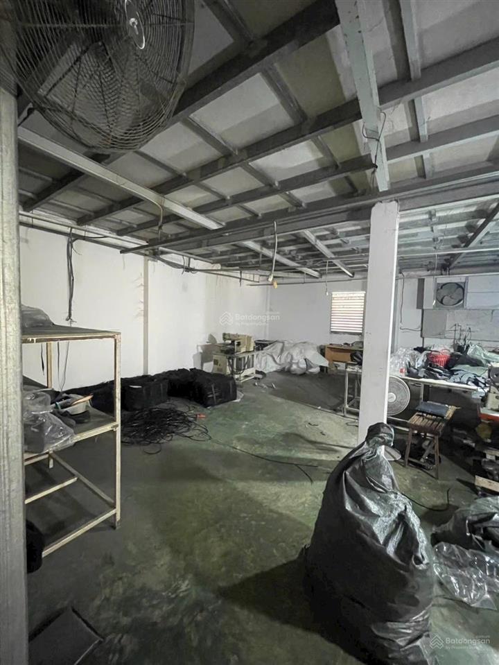 Chỉ có 4tỷ giảm mạnh bán nhanh! xưởng may 10x20m đất thổ cư pháp lý chuẩn quá rẻ giá cũ 4,