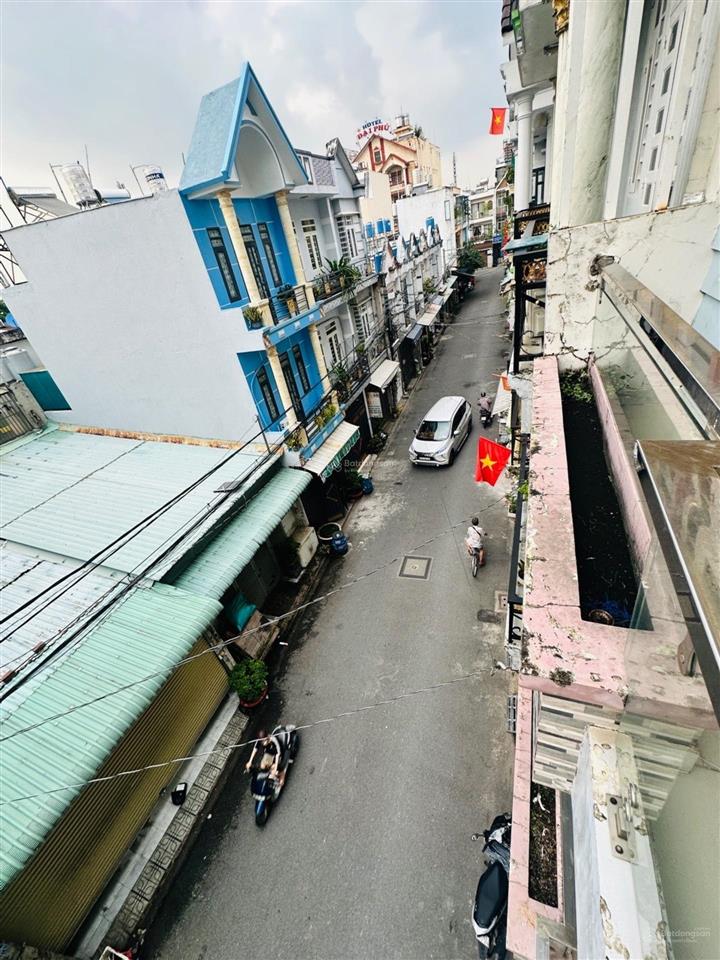 Q12 nhà 5 tầng đường nhựa thông 8m giá 5.6 tỷ tl khu vip nhà lầu đường thông ra lê văn khương