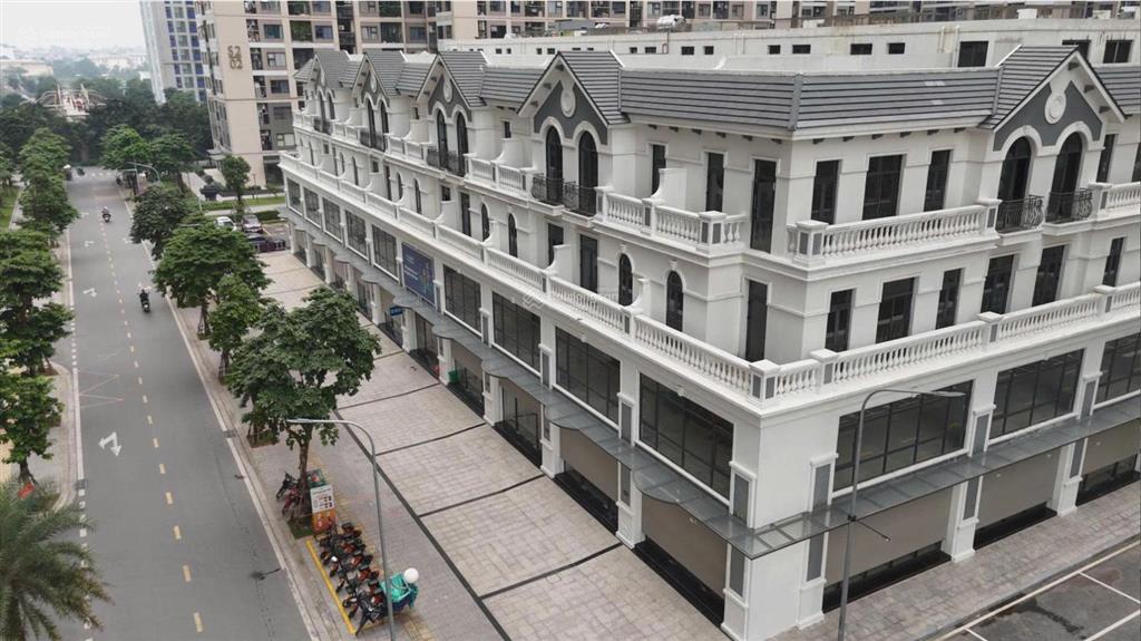 """ """"shophause diện tích 120m2 +30 m2 sakura mà giá bán chỉ 35 tỷ thu về