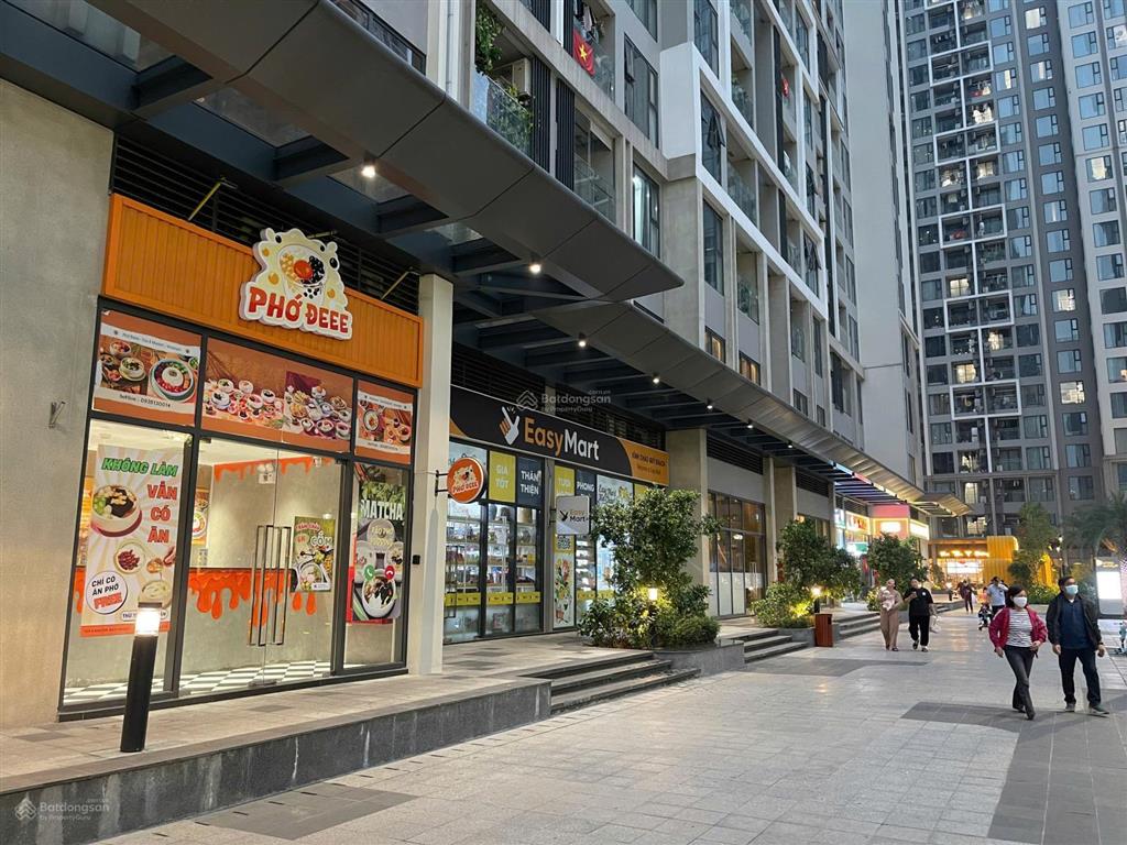 " nhanh tay sở hữu ngay căn shop 65m2 ở tòa west c