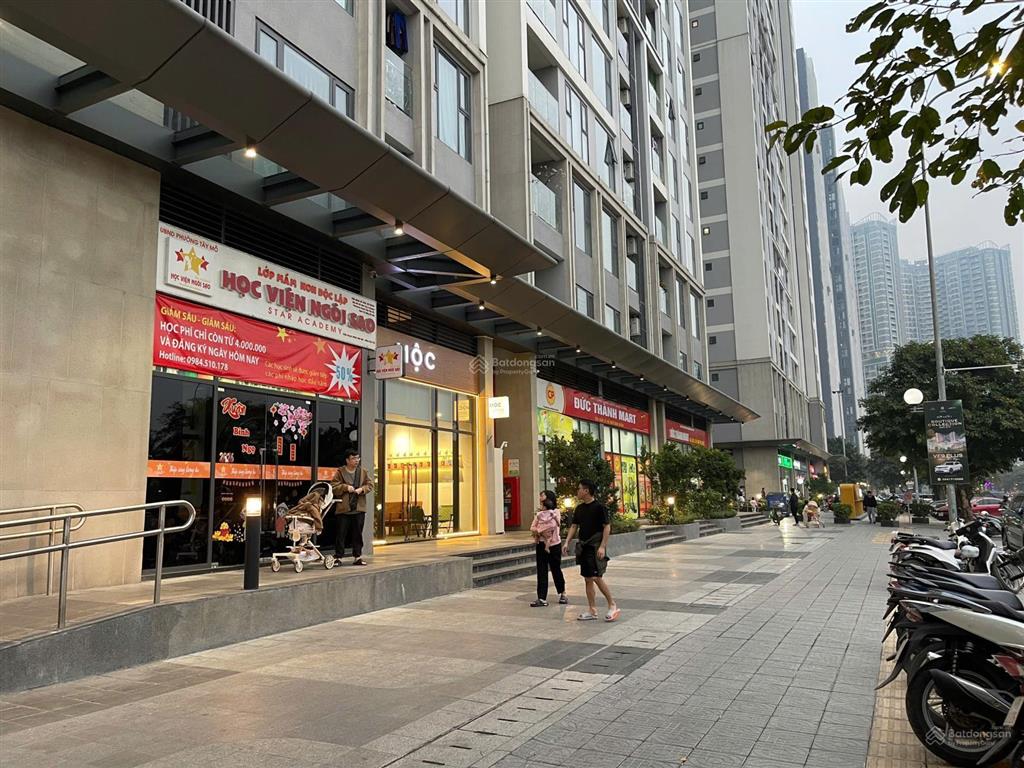 " nhanh tay sở hữu ngay căn shop 65m2 ở tòa west c