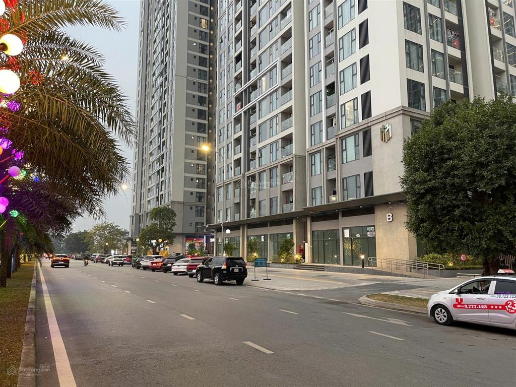 " nhanh tay sở hữu ngay căn shop 65m2 ở tòa west c