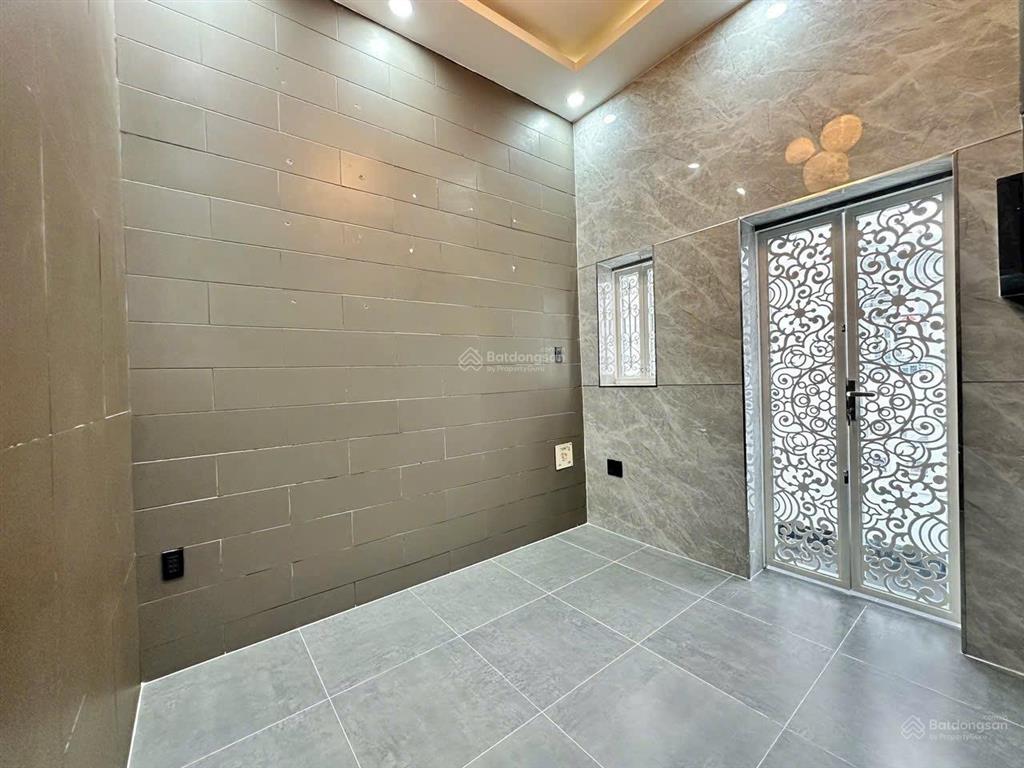 Bán nhà riêng tại tô hiến thành, 5,5 tỷ, 50 m2, 3pn, 2wc, đầy đủ nội thất