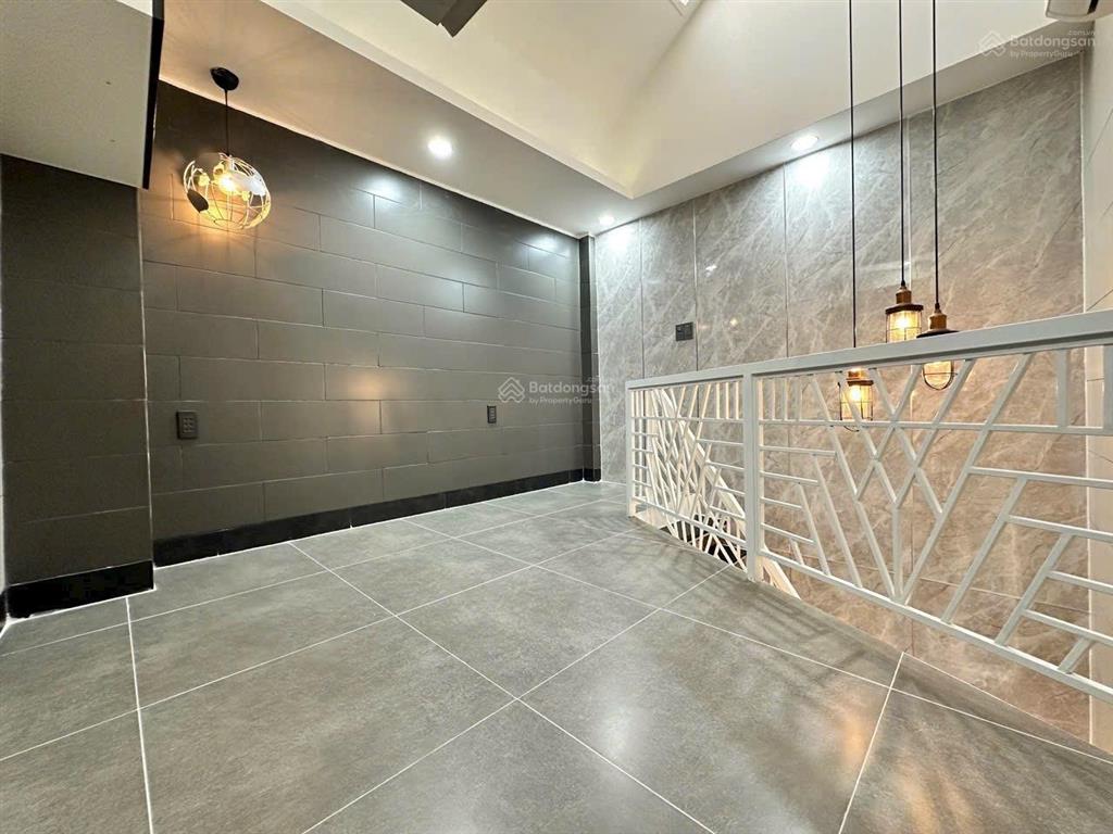 Bán nhà riêng tại tô hiến thành, 5,5 tỷ, 50 m2, 3pn, 2wc, đầy đủ nội thất