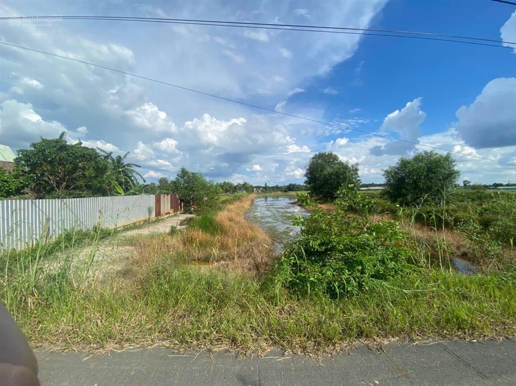 Bán đất đẹp tại hồ thị bưng, 3 tỷ, 2238 m2, pháp lý đầy đủ