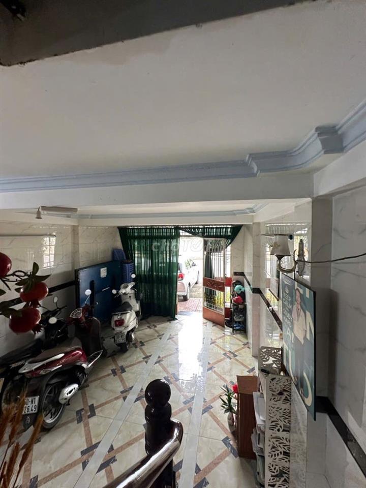 BÁN NHÀ 2 MẶT TIỀN TRƯỚC SAU KÊNH NƯỚC ĐEN 4 TẦNG 4PN 8T  TL 