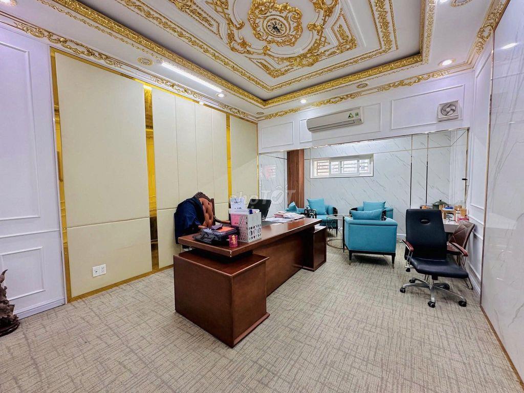 VĂN PHÒNG THANG MÁY K300 TB 95M2 28TRIỆU/THÁNG HẦM XE RỘNG CÓ BẢO VỆ