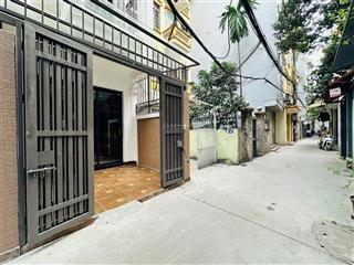 7,25 tỷ  lô góc, ô tô đỗ cửa, 30m ra phố, dt 35m2*5t, mt 4m, ngõ thông dân xây nở hậu