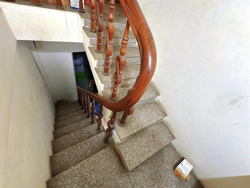 6,4 tỷ thái hà  ô tô đỗ cửa, ngõ thông, dt 24m2, mt 3,8m, nhà dân xây ở ngay