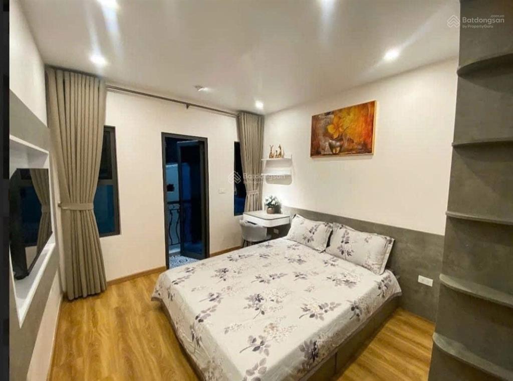 6,3 tỷ, ngõ nông thông vòng quanh, dt 33m2, mt 3,4m, dân xây sổ vuông nở hậu