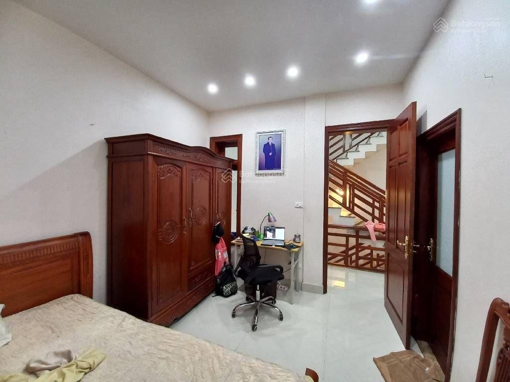 143.2tr/m2! phân lô 3 ô tô tránh, gara khủng, vỉa hè 5m, dt 250m2, mt 10m, phố tây sinh sống