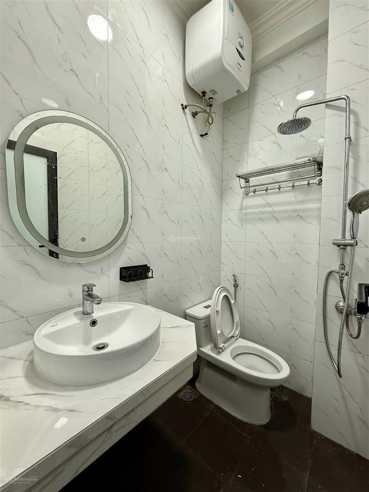 6,6 tỷ  lô góc 3 thoáng, thông tứ phía, ba gác phi, gần phố dt 25m2*4 tầng dân xây (ctl)