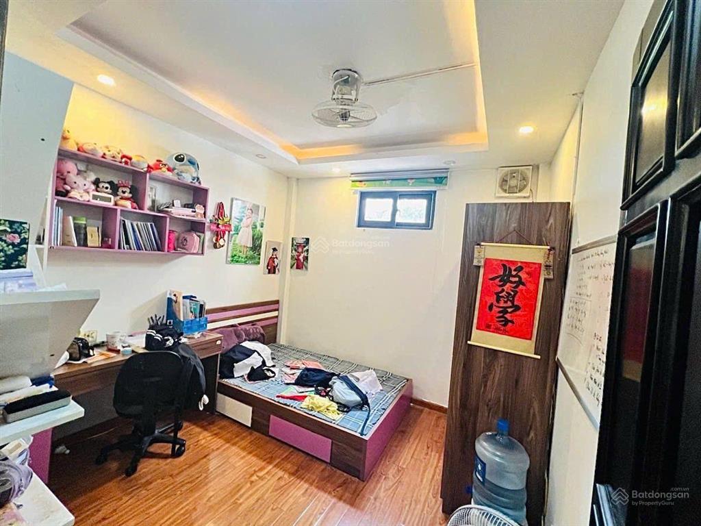 Ba gác đỗ cửa, thông tứ phía rất gần phố, dt 38m2*5t, mt 6,5m, chào 7,8 tỷ dân xây