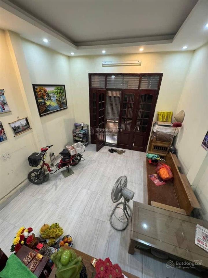 Lô góc mặt ngõ nông, trước nhà hơn 3m, dt 53m2, mt 4,6m, thông tứ phía, chào 11,7 tỷ
