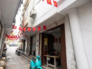 170 triệu/m2, 15m thẳng tắp ra mặt phố, dt 50m2*5t, ba gác đỗ cửa thông vòng quanh