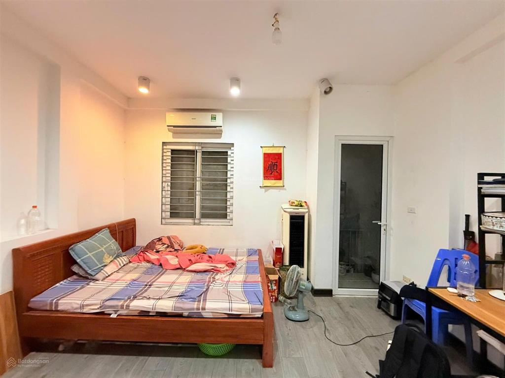 5,5 tỷ  lô góc 2 mặt ngõ, dt 25m2*4t, ngõ thông, dân xây qh ổn định