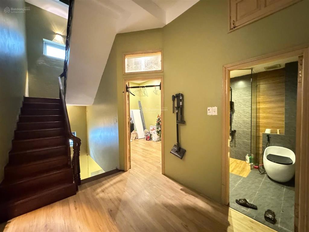 Lô góc ô tô đỗ cửa, dt 80m2, mt 5,6m, ngõ nông, thông vòng quanh, chào 14 tỷ