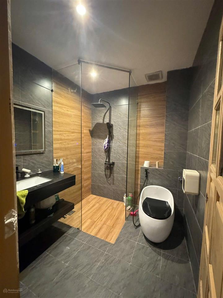 Lô góc ô tô đỗ cửa, dt 80m2, mt 5,6m, ngõ nông, thông vòng quanh, chào 14 tỷ