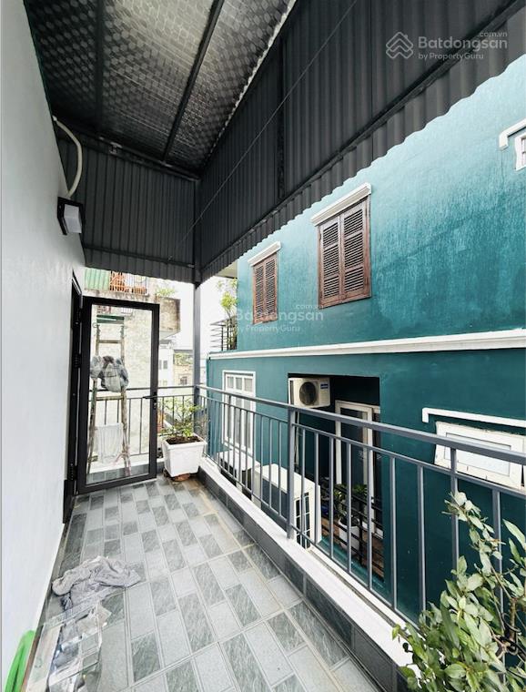 8,2 tỷ  lô góc ô tô đỗ cửa, 5t thang máy, dt 30m2, mt 4,5m, ngõ thông nhà đẹp lung linh