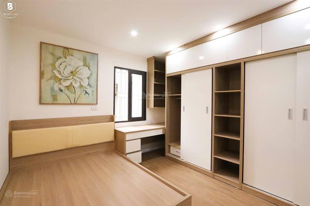 6,2 tỷ  dt 45m2*4t, mặt tiền 5m, ngõ nông thông, gần ô tô, dân xây sổ đẹp