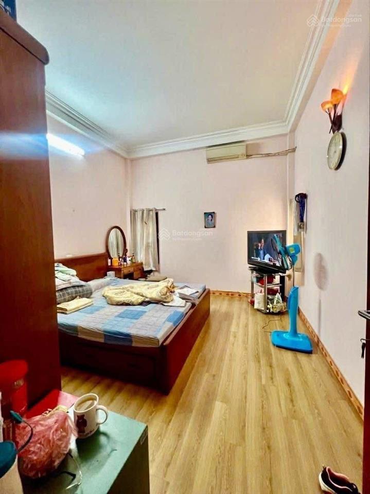 [chủ nhà] 13,5 tỷ  phân tô ô tô tránh, vỉa hè 2 bên kd đỉnh, dt 43m2, mt 4,1m, thông tứ tung