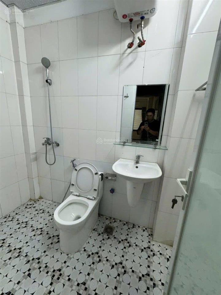 4,9 tỷ (ctl) mặt ngõ thẳng tắp 20m ra mp, trước nhà 3m thông các ngả, dt 24m2*6t
