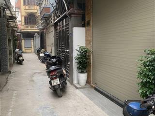 Lô góc, ngõ nông rộng, 30m ra mp ô tô tránh, dt 42m2*5t, mt 4m, 10,1 tỷ dân xây