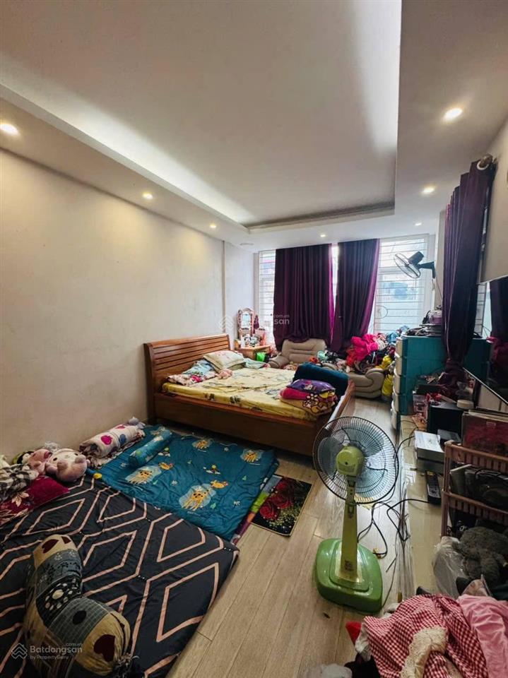 Lô góc, ngõ nông rộng, 30m ra mp ô tô tránh, dt 42m2*5t, mt 4m, 10,1 tỷ dân xây