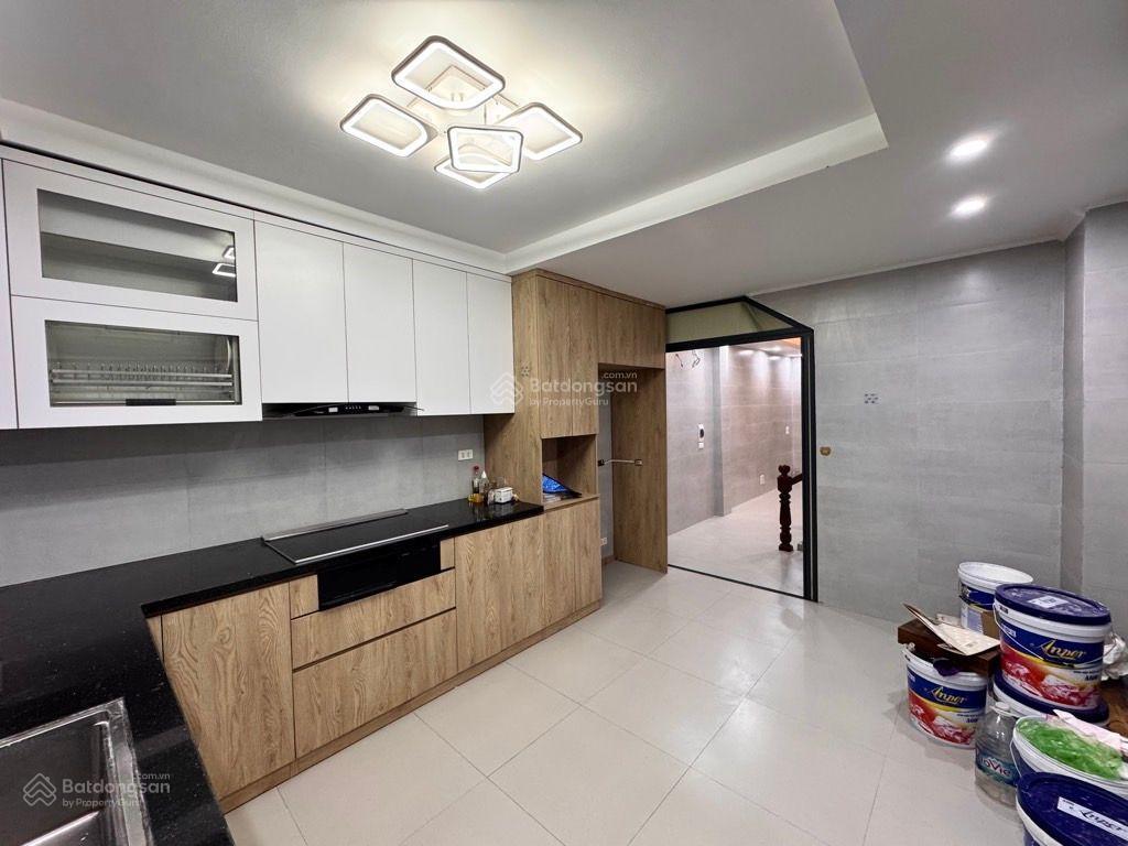 7,6 tỷ  dt 35m2, mặt tiền 4,3m, 30m thẳng tắp ra phố, thông tứ phía trần quang diệu  tây sơn