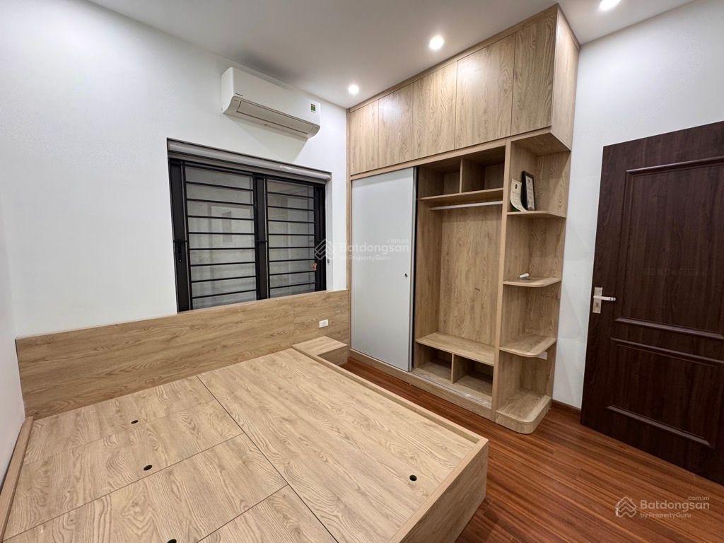7,6 tỷ  dt 35m2, mặt tiền 4,3m, 30m thẳng tắp ra phố, thông tứ phía trần quang diệu  tây sơn