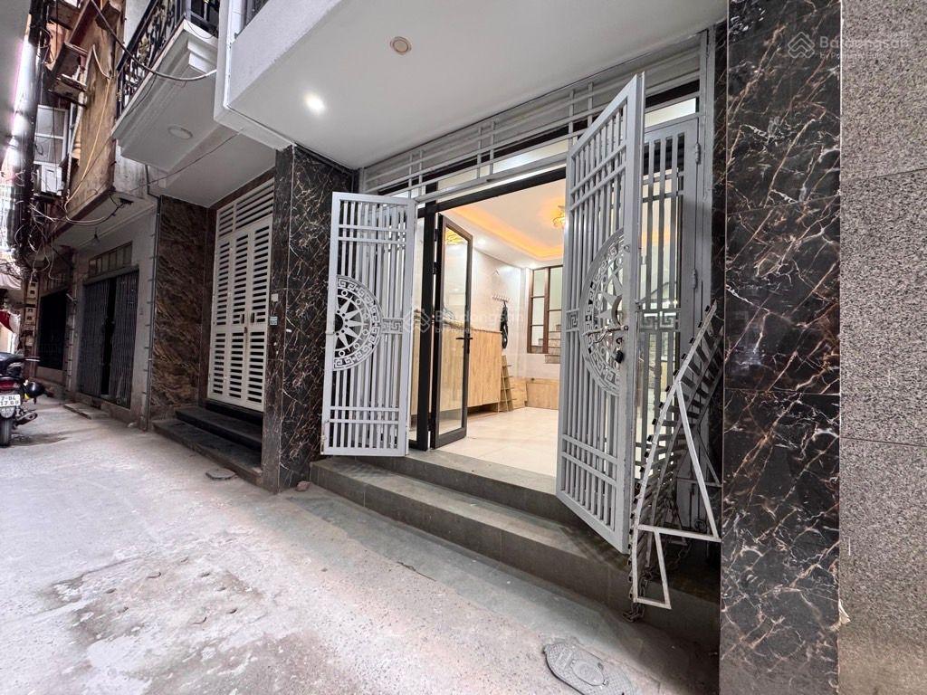 7,6 tỷ  dt 35m2, mặt tiền 4,3m, 30m thẳng tắp ra phố, thông tứ phía trần quang diệu  tây sơn
