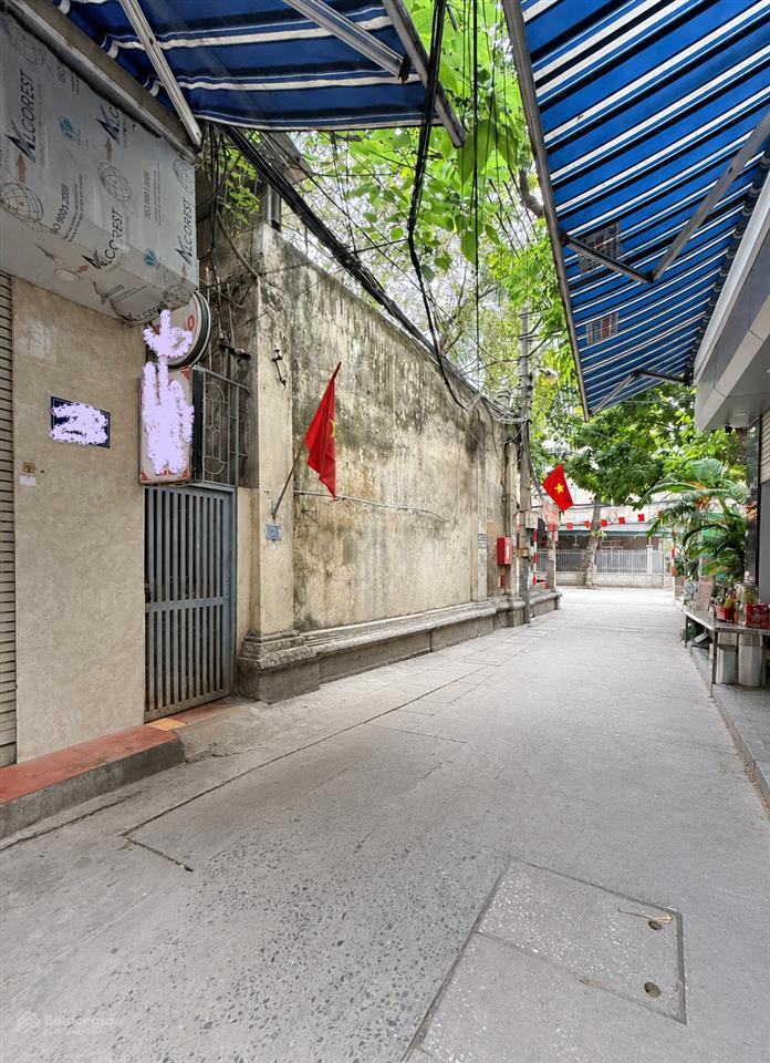 7,6 tỷ  5m ra ô tô, dt 35m2*4t, mt 4m, ba gác phi thông tứ tung, sổ vuông phân lô